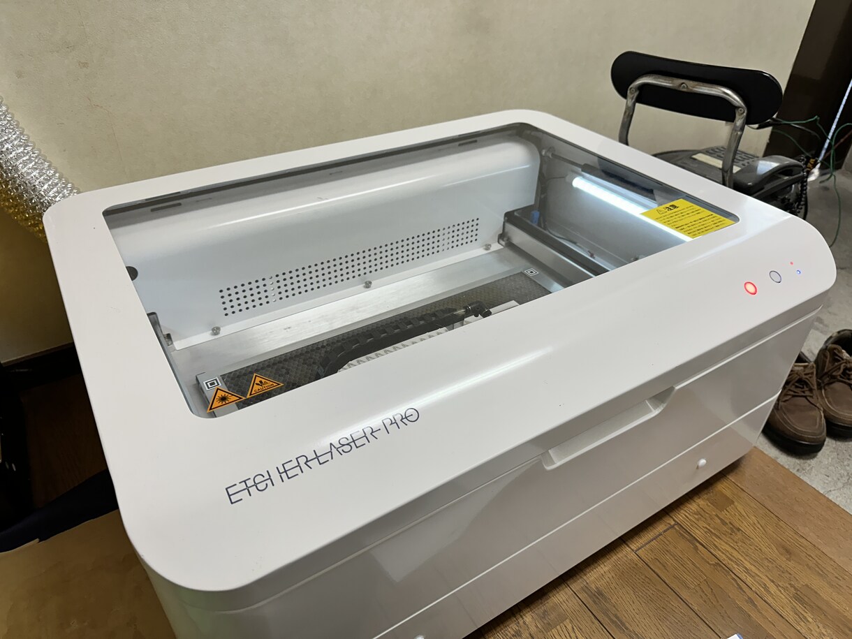 レーザーカッターで模型を作成します 建物模型など対応します。ペーパーキットご希望等も承ります。 イメージ6