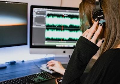 自己価値爆上がり‼️アファメーション音源作成します 歌詞の中にあなたの名前。カッコ可愛いテーマソングで波動爆上げ イメージ9