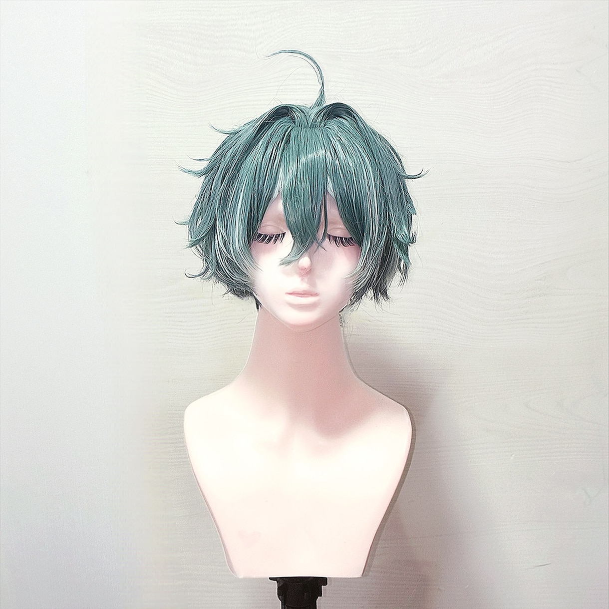 完成品コスプレウィッグ提供します 貴方もこれで西風騎士団遠距離小隊の副隊長に イメージ1