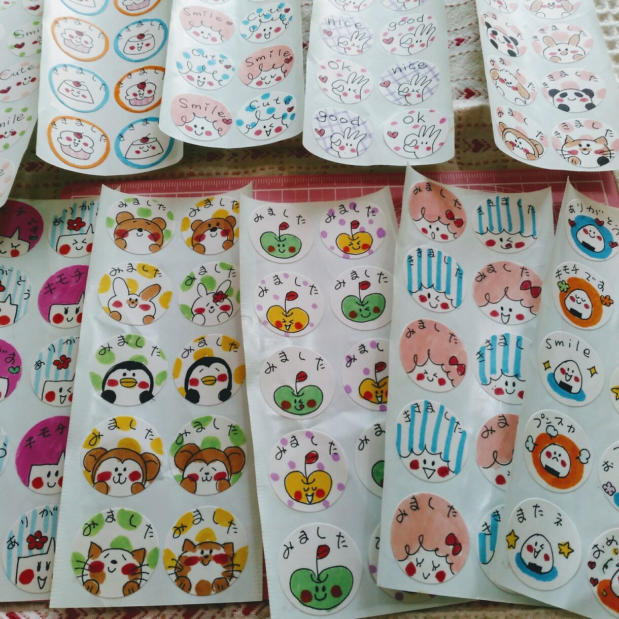手描きシール描きます 幼稚園保育園、小学校用の連絡帳シールです。 イメージ1