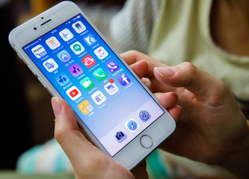 今お使いのスマホ代安く出来ます 何かと高いスマホ代。毎月の固定出費を削減しましょう！ イメージ1