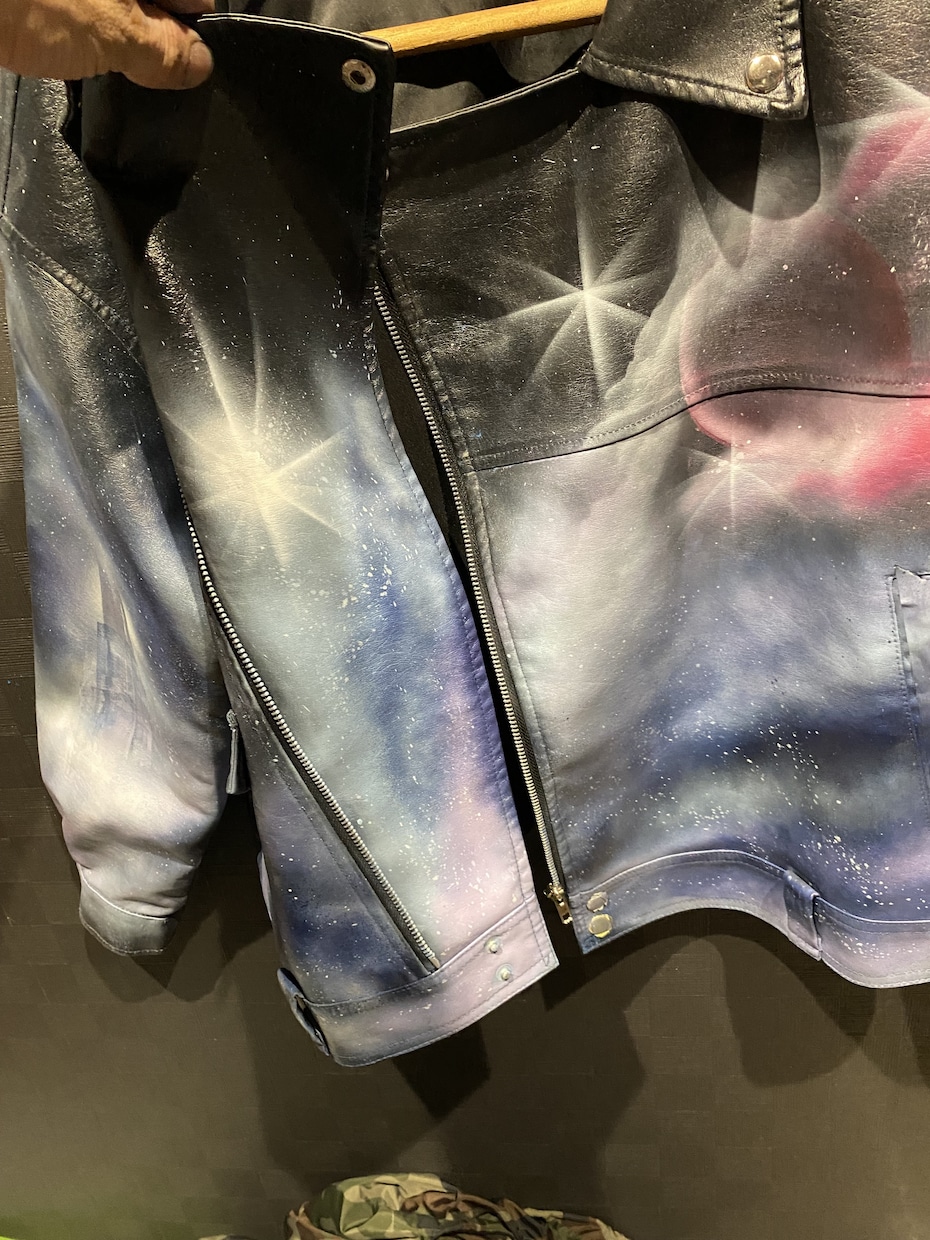 洋服にスプレーアートをします 世界でひとつのオリジナルのお洋服を！ イメージ2