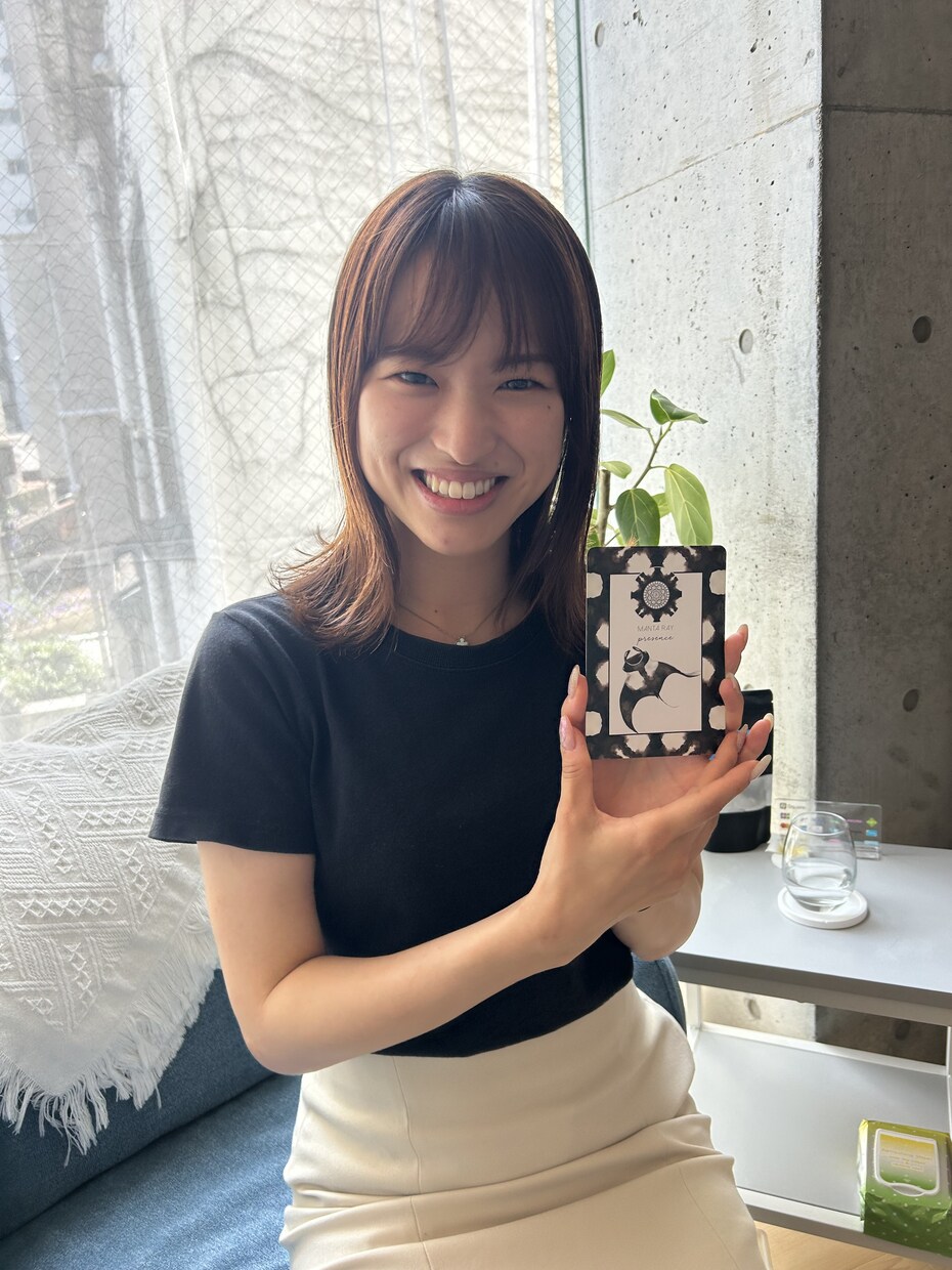 今のあなたに必要なオラクルカードを引きます 迷っている今に、次の一歩のヒントを届けます。 イメージ1