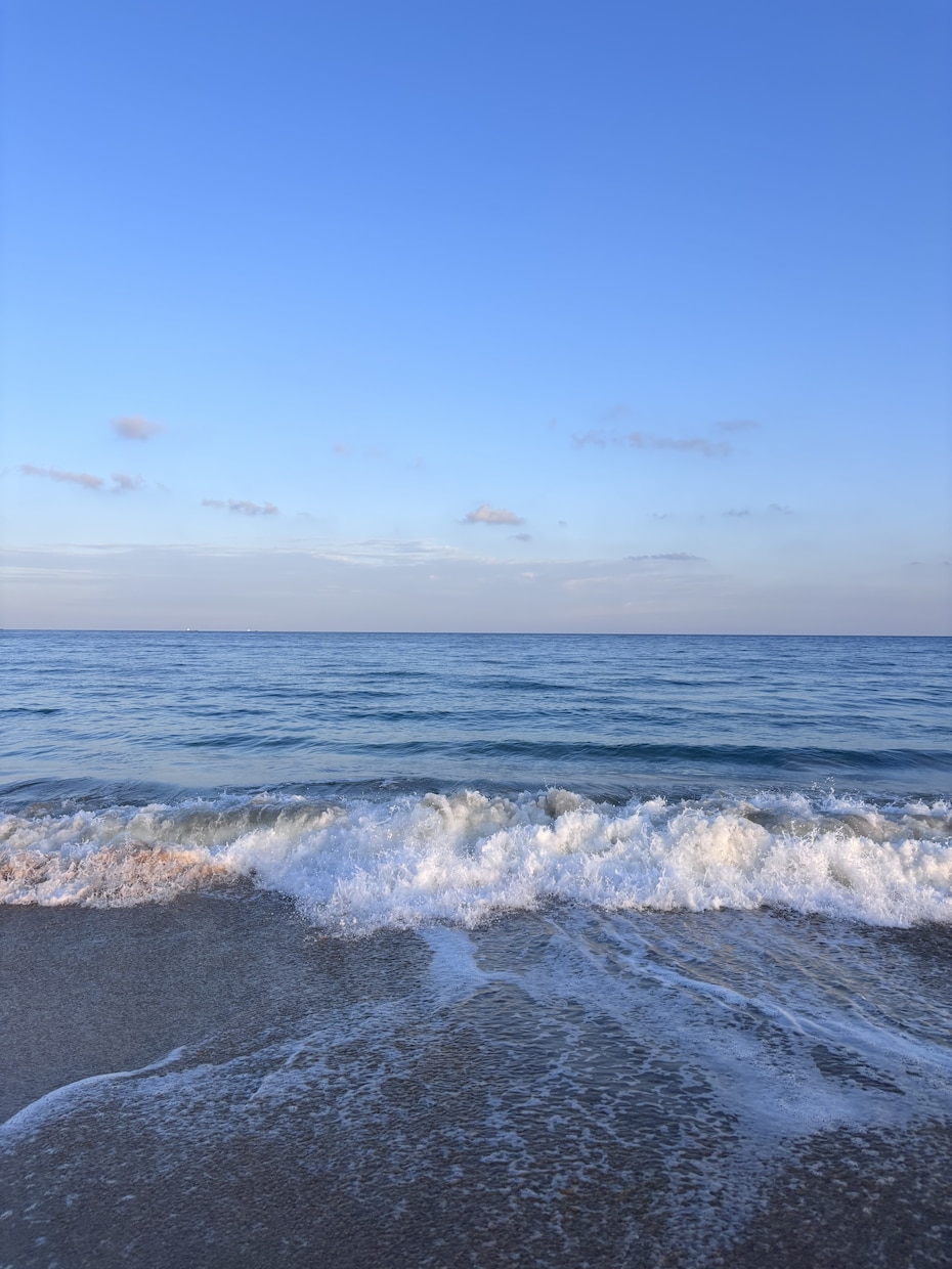 あなたへのメッセージチャネリングします オラクル・タロットカードを使用しメッセージをお届けします イメージ1