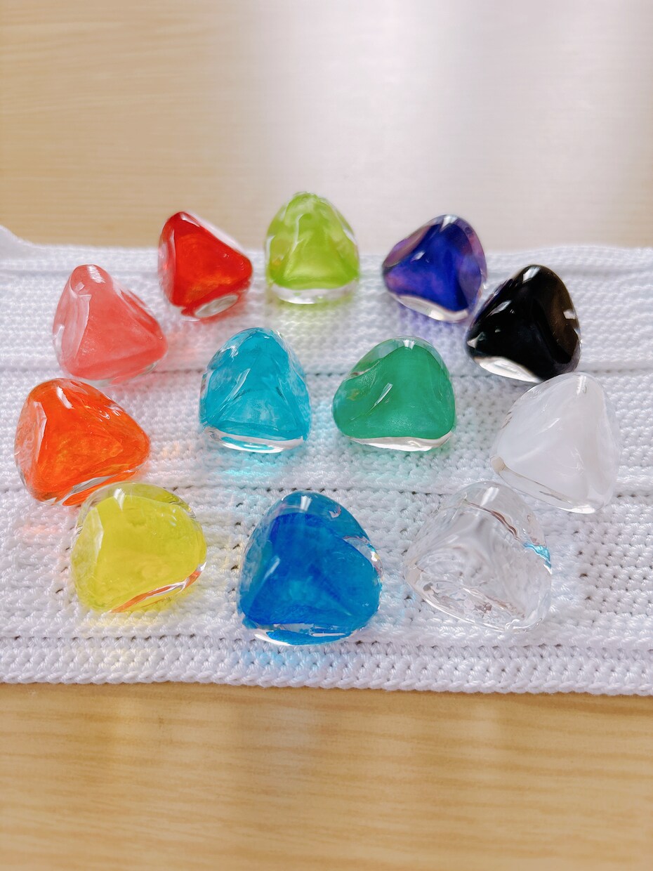 色と直感で本音を見つけます モヤモヤした気持ちを色と対話で整理するセッション イメージ1