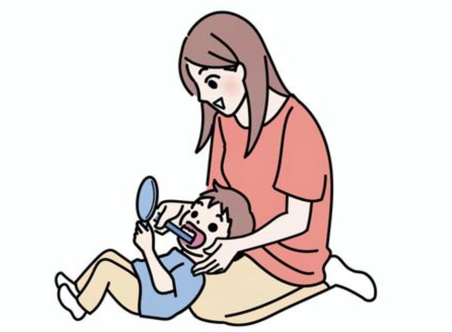 仕上げ磨きのお悩みにお答えしポイントをお伝えします 仕上げ磨きポイントをおさえてママの負担を減らしましょう。 イメージ3