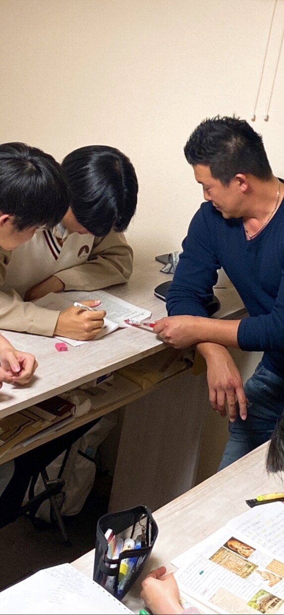 お子様の「わからない」に誠実丁寧に向き合います 教員免許を持つ指導歴１６年目の現役プロ講師が張り切ります！ イメージ1