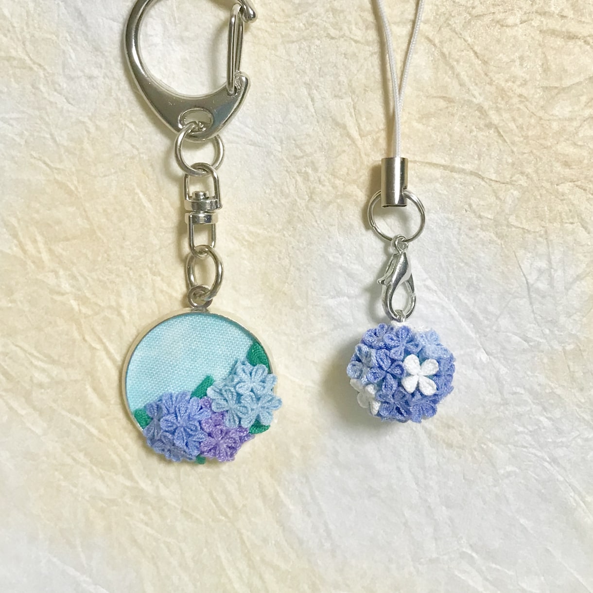 つまみ細工でアクセサリーなどの小物をお作りします ハンドメイドでピアス イヤリング ネックレス キーホルダー等 イメージ9