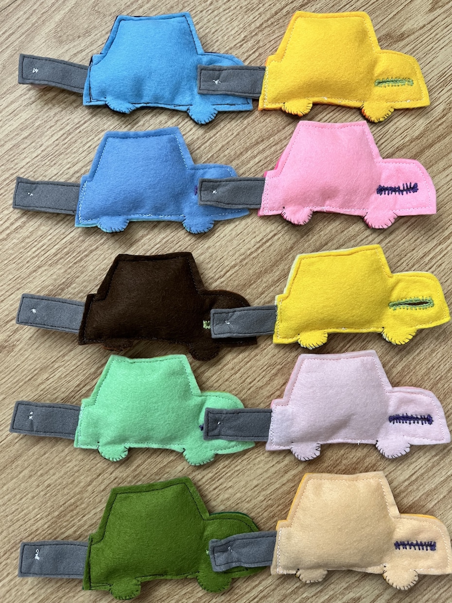 送料込★手作り知育玩具、お子様のおもちゃを届けます ボタン練習おもちゃを一つずつ丁寧に作りました☆ イメージ10