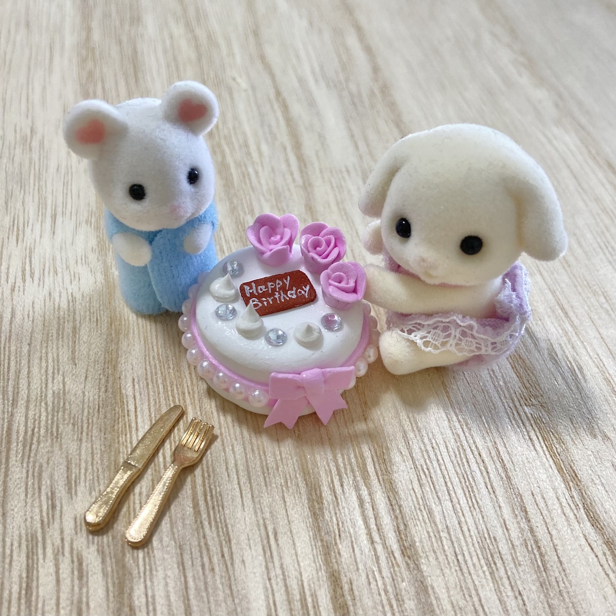 オリジナルのミニチュアケーキ作ります 推しの誕生日や記念日を大切にしたい方へ。 イメージ1