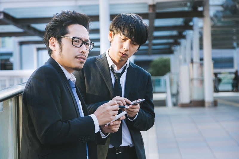 スマホゲームしてる時間を有意義にします 失敗のプロ達の成功方法をショートストーリーで！ イメージ1