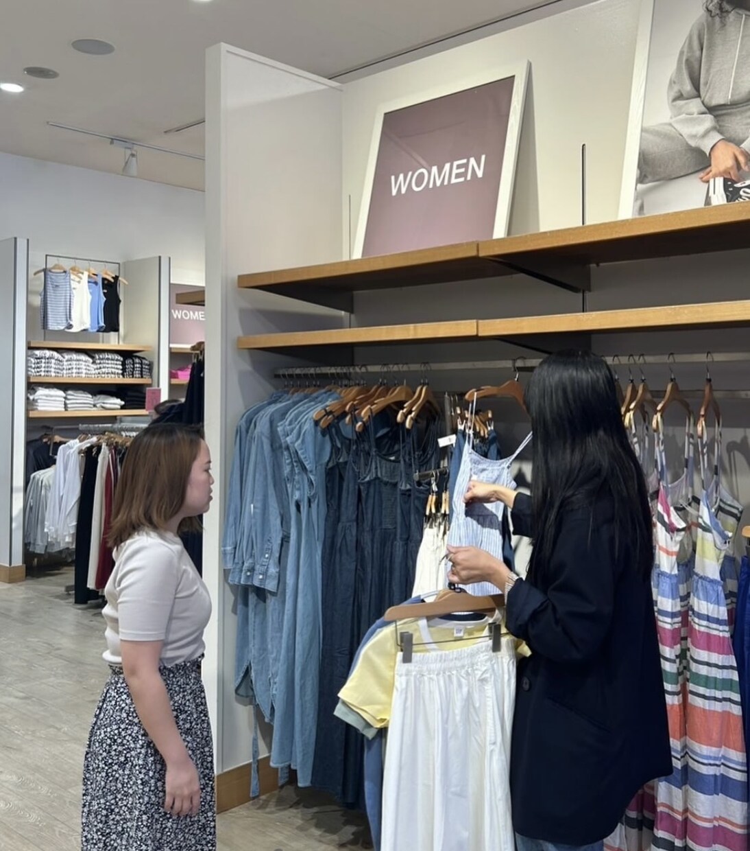 外見に自信がない、服選びも苦手な方の相談にのります ファッション×コーチングで、見た目と心の悩みを一緒に整えます イメージ3
