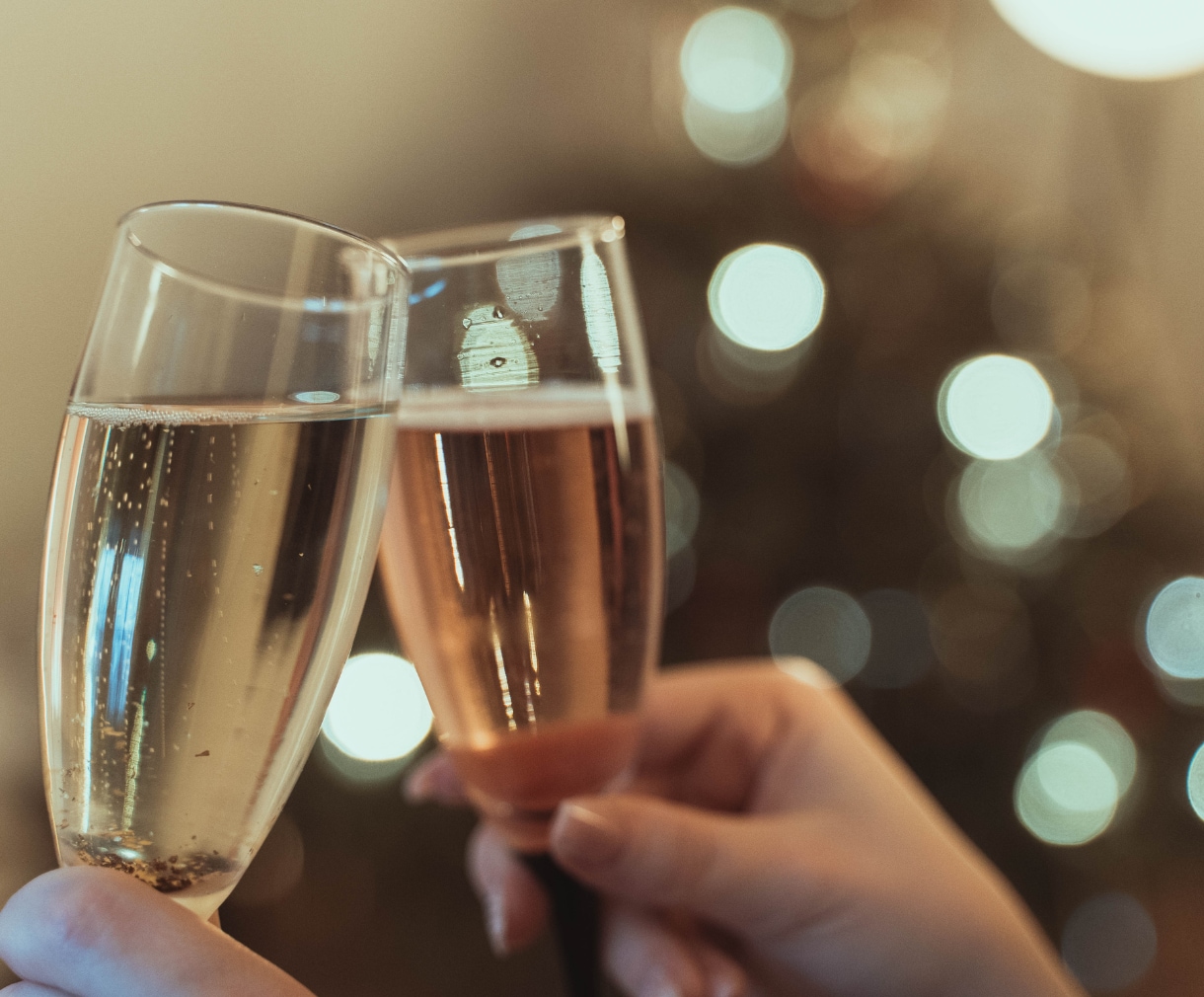 元ホステスがあなたに特別な時間をお届けします お酒を飲みながら、会話を楽しみませんか？ イメージ6