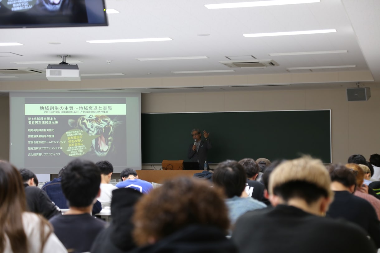 オトナ学校プログラム【入口編】をレクチャーします AI共存時代の仕事・キャリア・起業を一緒に考える伴走メンター イメージ7