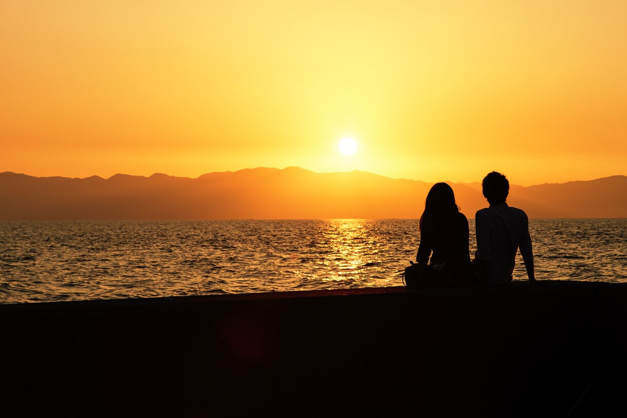 気になるあの人の気持ち、ずばり鑑定します 近頃会えない、素っ気ない…そんなあの人の本当の気持ちを鑑定！ イメージ1
