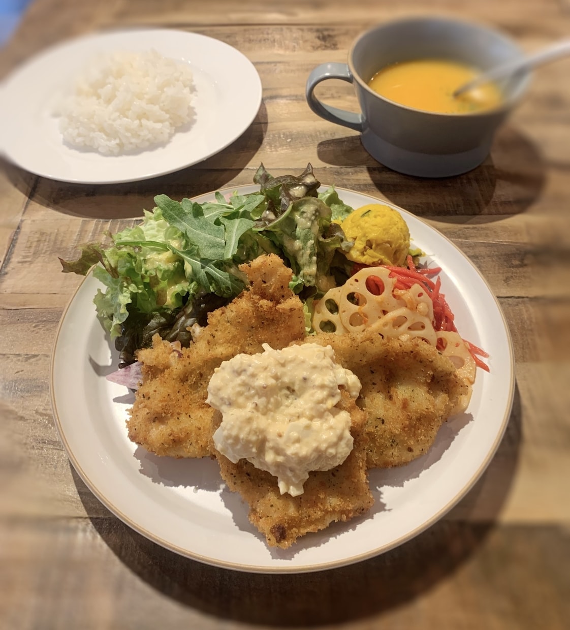 都内のおすすめカフェリストアップできます あなたの用途や希望にぴったりのお店を複数お伝えします！ イメージ3