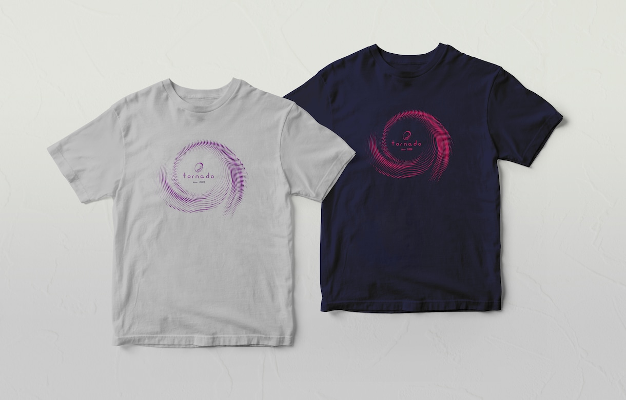 シンプルで洗練されたチームTシャツのデザインします ロゴ制作代金いただいておりません！ イメージ2
