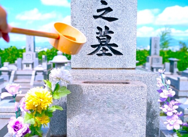 お墓参り行きましたか？ご先祖様へのお参り代行します ご先祖さまの寂しさを少しでも減らすお手伝いを致します イメージ3