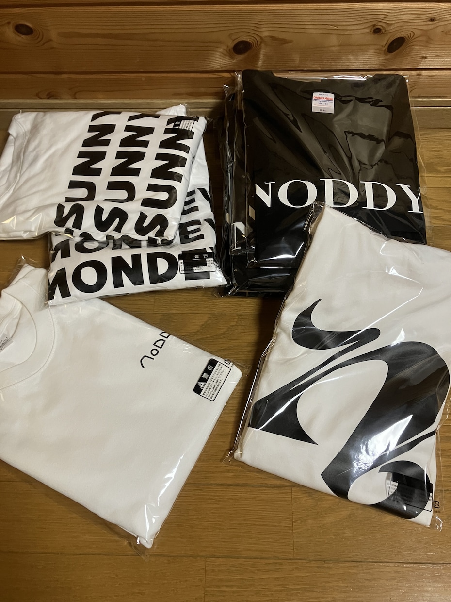 オリジナルアイテム作成いたします Tシャツでもなんでも、デザインから制作まで、いたします。 イメージ4