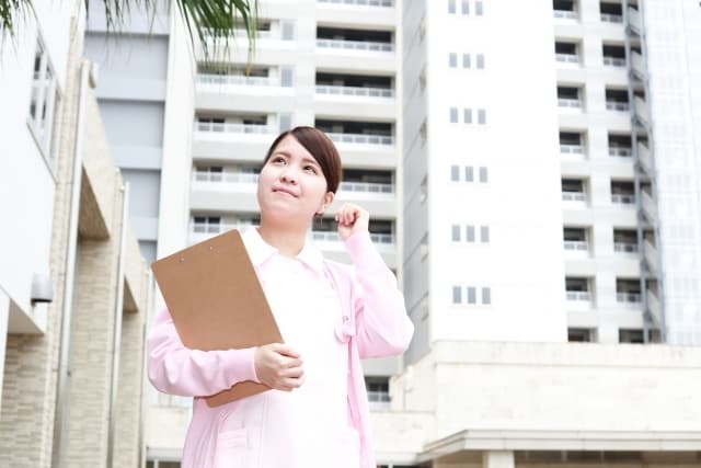 ２日で返却　看護・医療系の小論文を添削します 質問は無制限です。遠慮なく質問してください イメージ1