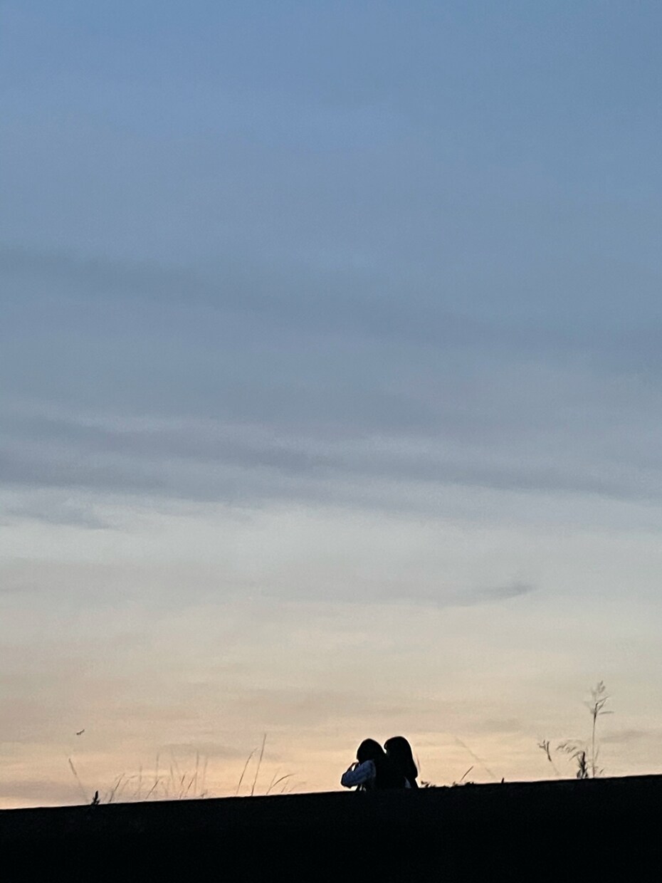 できる限り希望の写真を撮ります 夕焼けや川などの自然から電車なども撮ります。 イメージ4
