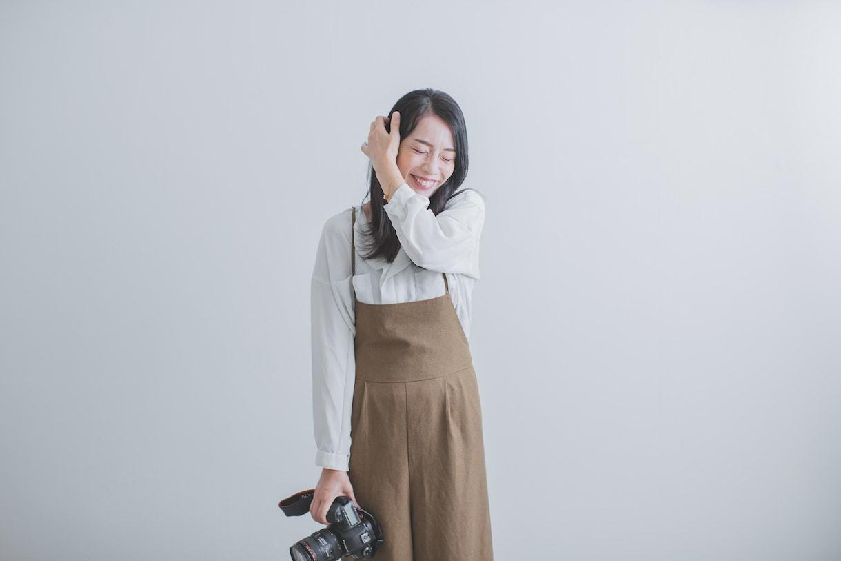 栃木でプロフィール写真をプロがスタジオ撮影します 専用機材で自然体の魅力を引き出し好印象に仕上げます イメージ4