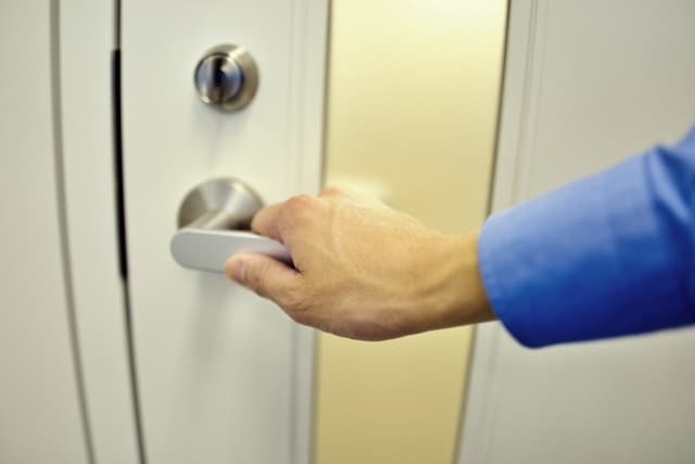 不登校・ひきこもりについてのご相談をお受けします 元不登校・ひきこもり経験者がお悩みに寄り添います。 イメージ1