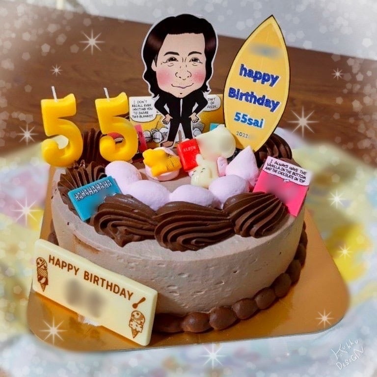 誕生日ケーキに飾れるオーダー似顔絵を制作します ケーキに飾ってサプライズ、その後記念にずっと残せる似顔絵です イメージ7
