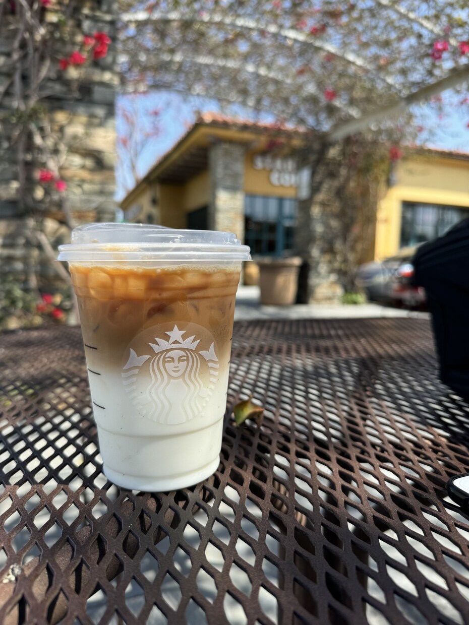 カッティングステッカー デザインから作成まで行ます 柔軟に斬新に若い人材の目線から対応します！ イメージ1