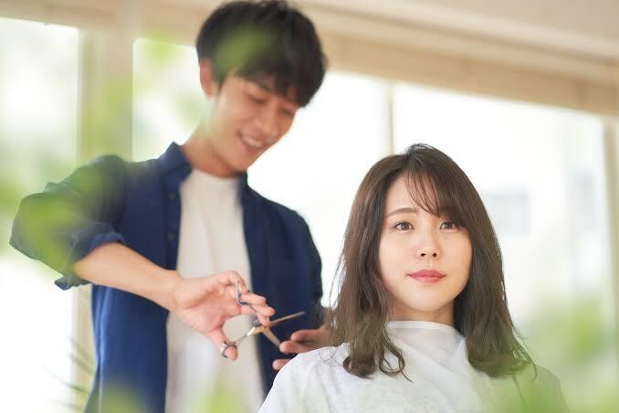 行きつけの美容室では聞きにくい相談に乗ります 対面では聞きにくい、髪に関するアドバイスを匿名でご相談！ イメージ1