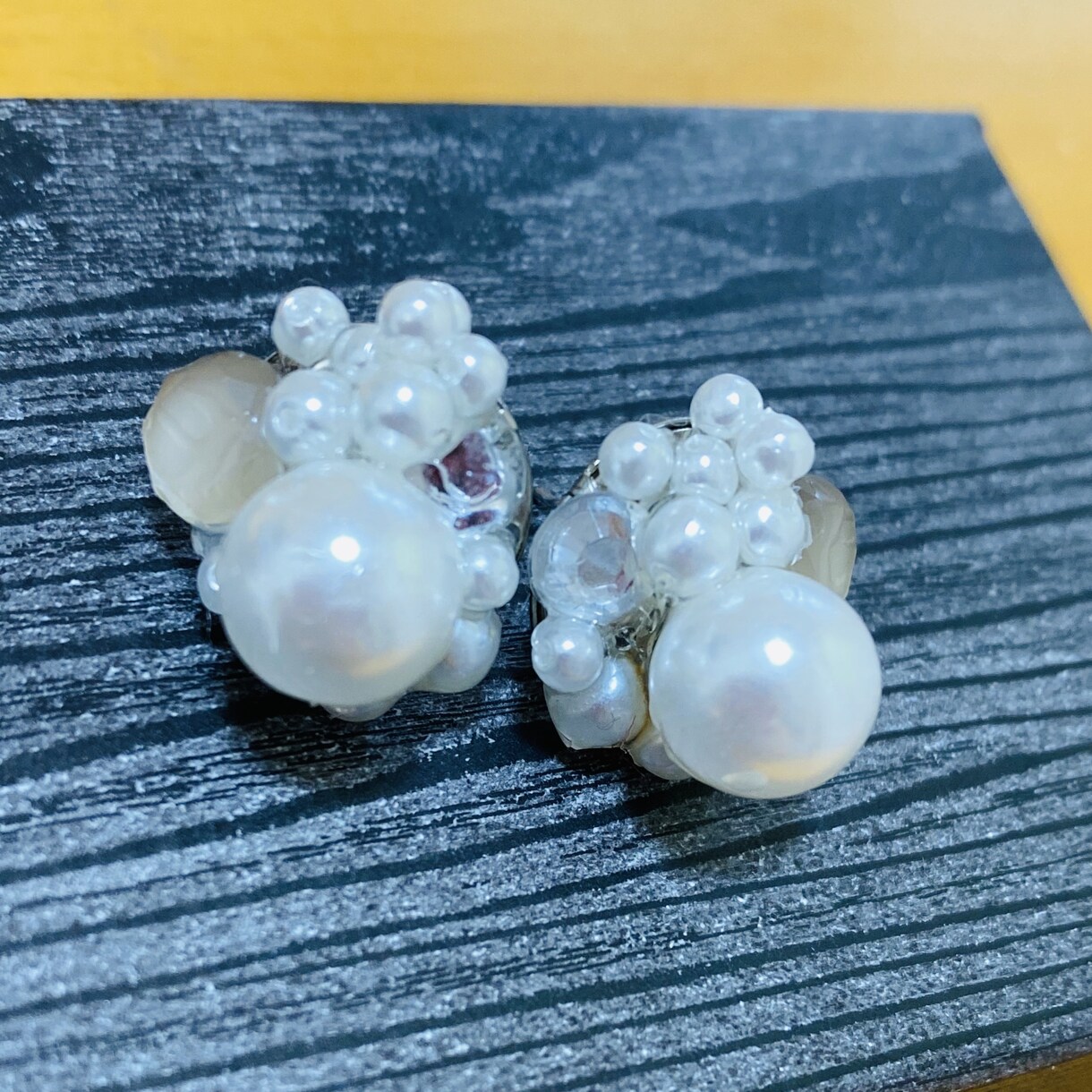 パーティードレスにぴったりのピアスを製作します 少し人とは違う自分だけのおしゃれしたいな！という方は発見。 イメージ2