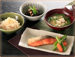 セール！1週間分ダイエット食事メニュー差し上げます 通常はトレーニング付き1か月7万円！ イメージ2