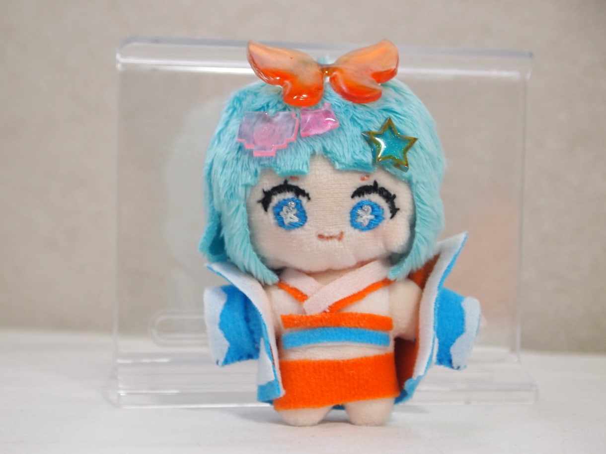 オリジナルぬいぐるみキーホルダー作ります お顔は刺繍！図案もオーダーメイドです！ イメージ4