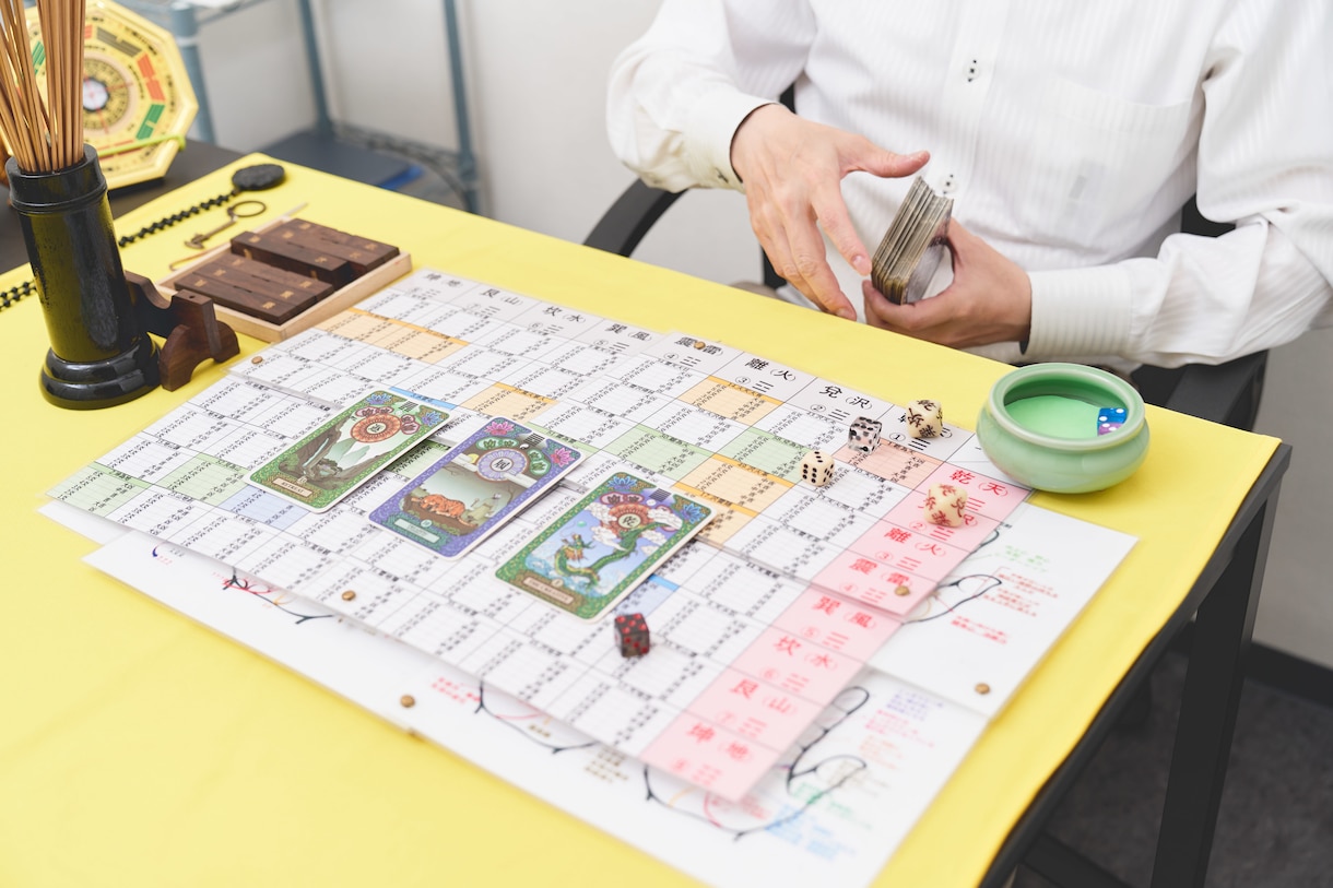 占い師だけでお金を稼ぎたい方、綺麗事抜きで教えます １万人以上鑑定したからお伝えできる占い師としての勝ち抜くコツ イメージ2