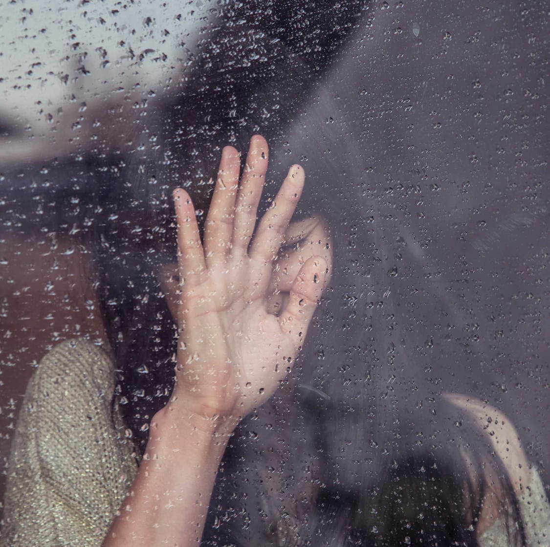 一緒に泣くよ?悲しい・ツラい気持ちを半分にします ひとりで泣かないで。そばにいて一緒に泣いてもいい? イメージ4