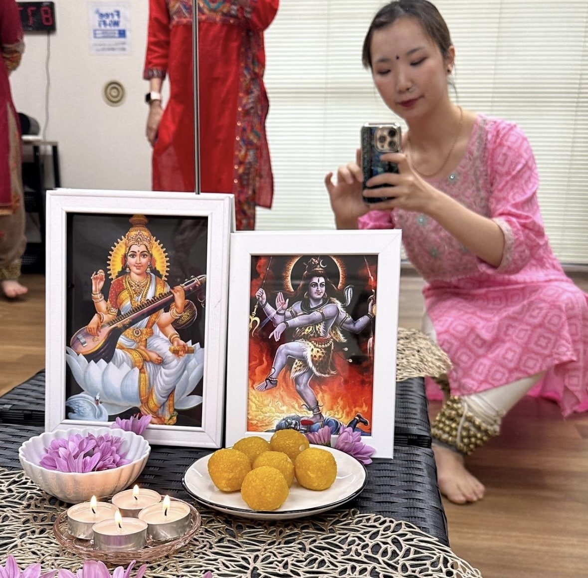 オンラインのダンスエクササイズレッスンを行います 講師が現地直伝のインド式ダンスエクササイズを指導致します。 イメージ2