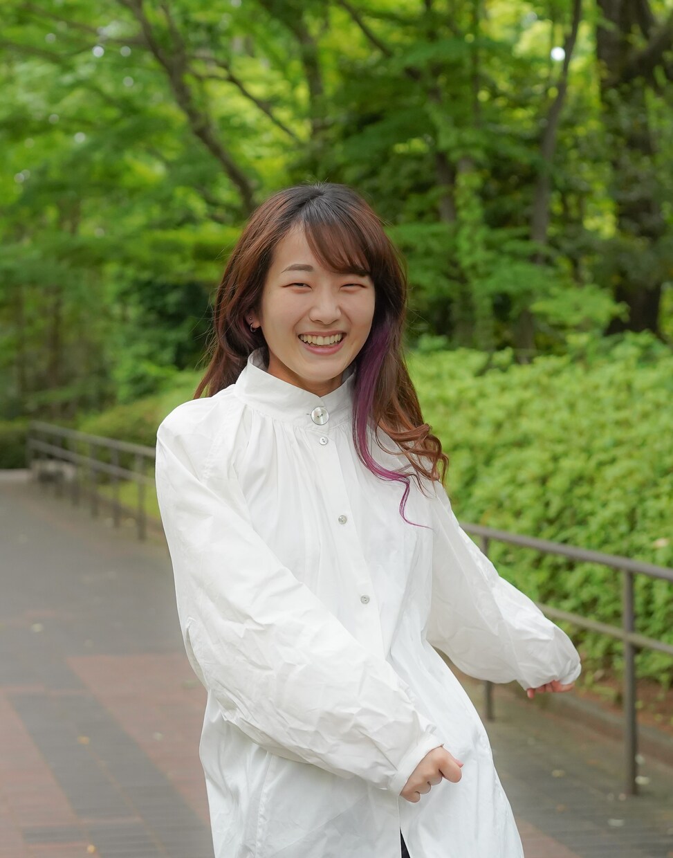 自然な表情のプロフィール写真を撮影します ご自分でも気づいていらっしゃらない素敵な表情を切り取ります。 イメージ3