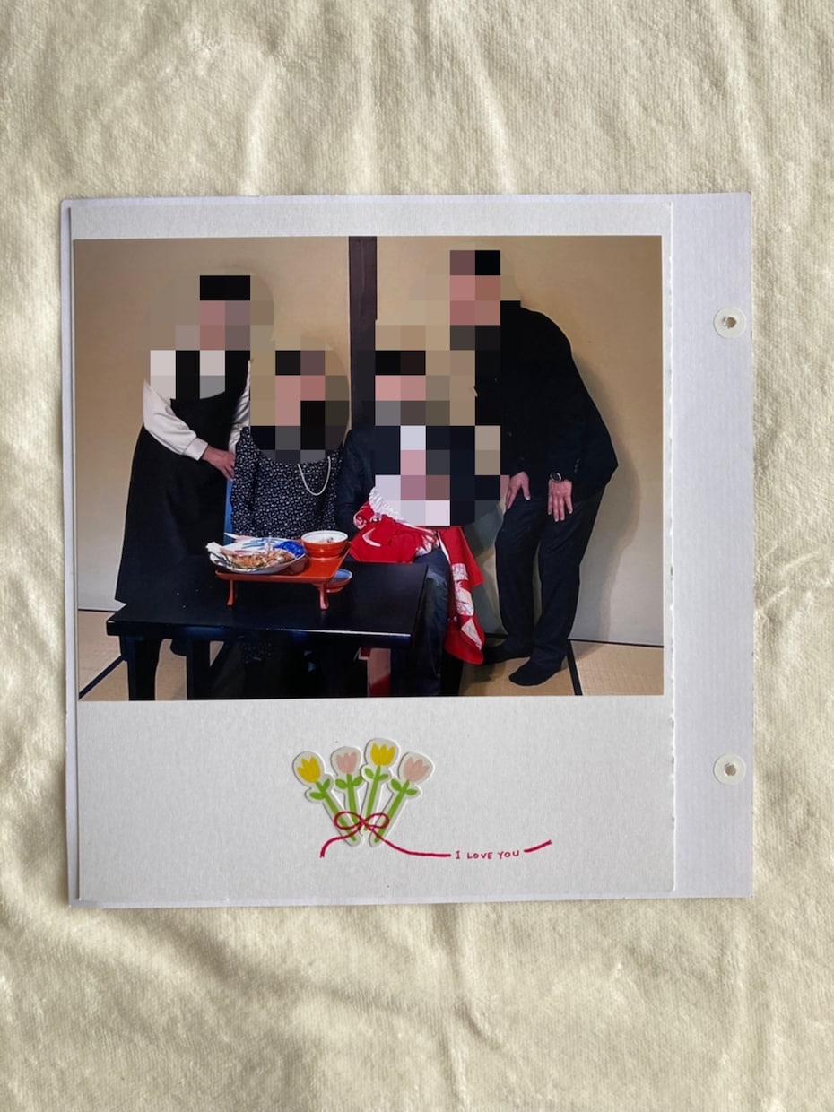 写真屋アルバムのサイズに合わせた台紙を作成します 自分で撮影したお食い初め写真を写真屋のアルバムに綴りたい方へ イメージ2