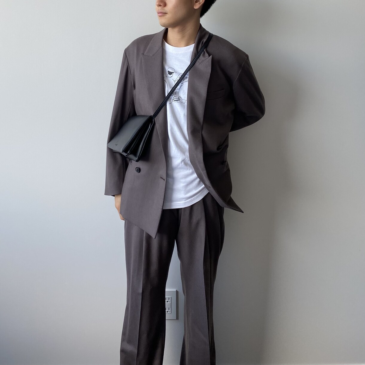 メンズにおける清潔感のあるコーデを提案します シミラールックやデート服、彼女へのプレゼント等を考えている方 イメージ2