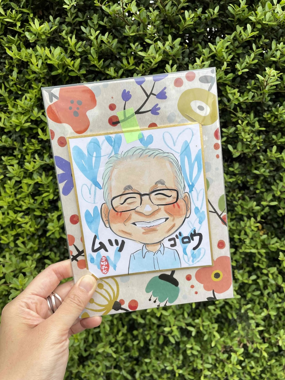 母の日！花柄フレーム付水彩手描き似顔絵かきます プレゼントにプラス！花束にプラス！贈り物にも最適な似顔絵だよ イメージ10