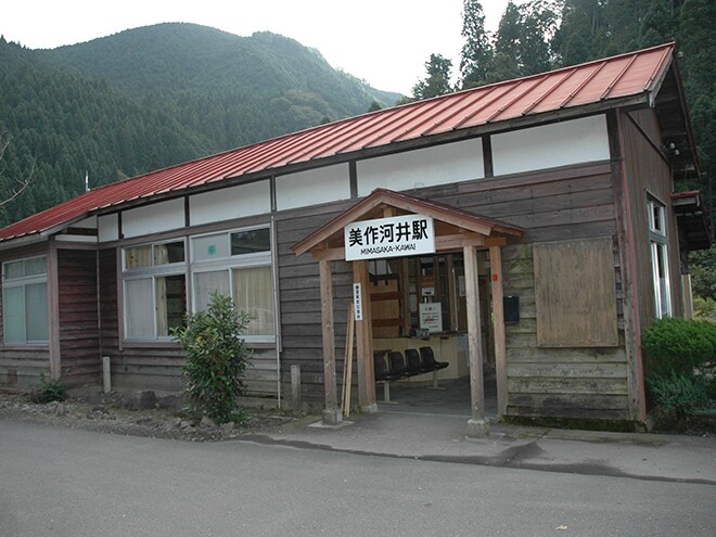 美作河井駅周辺の写真撮ります 鉄道ファンの間では「ブランド駅」の美作河井駅の写真撮ります！ イメージ1