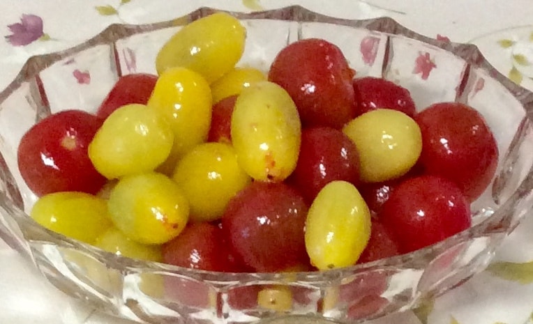 ミニトマトの宝石仕立ての作り方教えます 湯引きミニトマトのオリーブオイルとお酢と蜂蜜漬けです イメージ2
