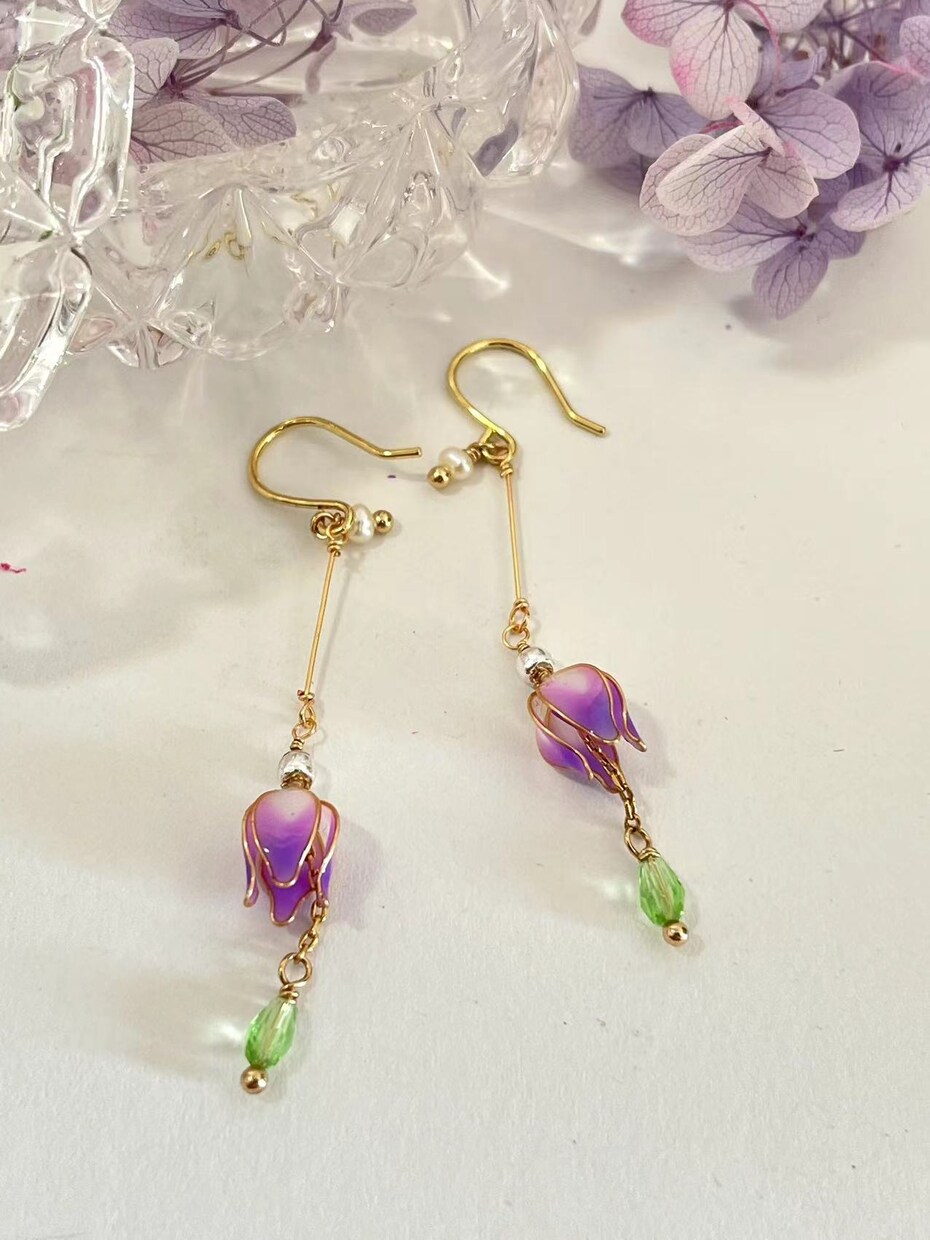 ディップアートで花のアクセサリーをお作りします ご希望の色、アクセサリーの種類、大きさをご記入ください。 イメージ3