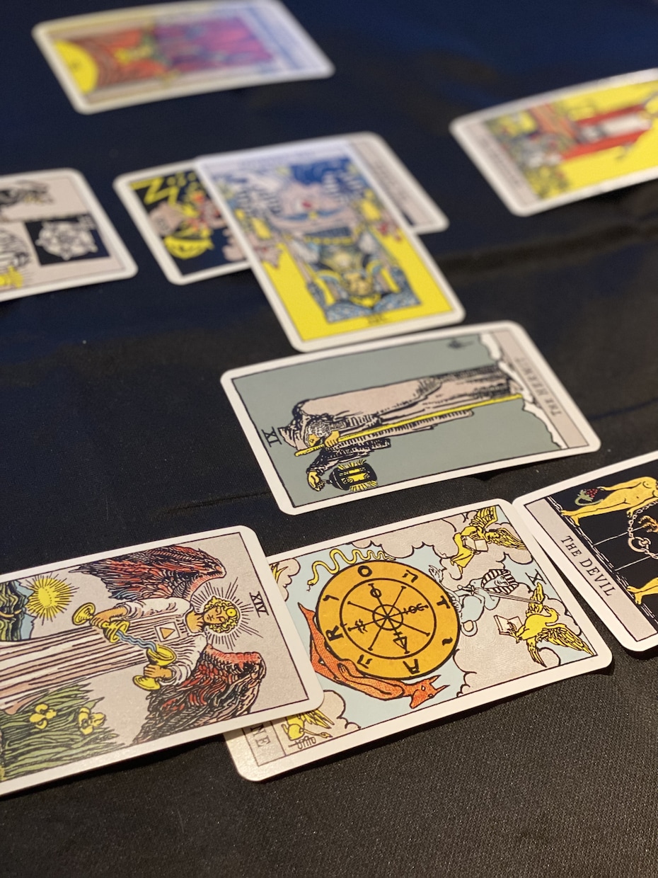 貴方の代わりにタロットカードをリーディングします タロットカードに聞きたいことはありませんか？ イメージ1