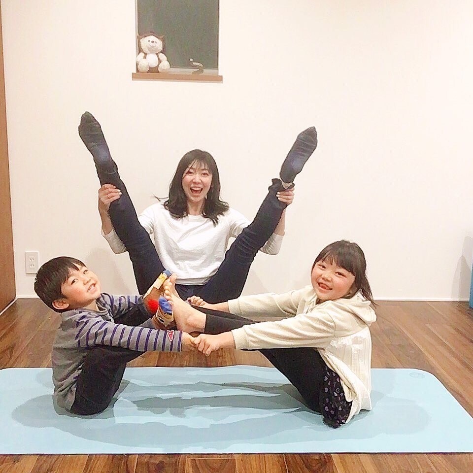 内面から輝く【インナービューティヨガ】を届けます 子育て奮闘中の奥さま【love myself 】至福の時間 イメージ3