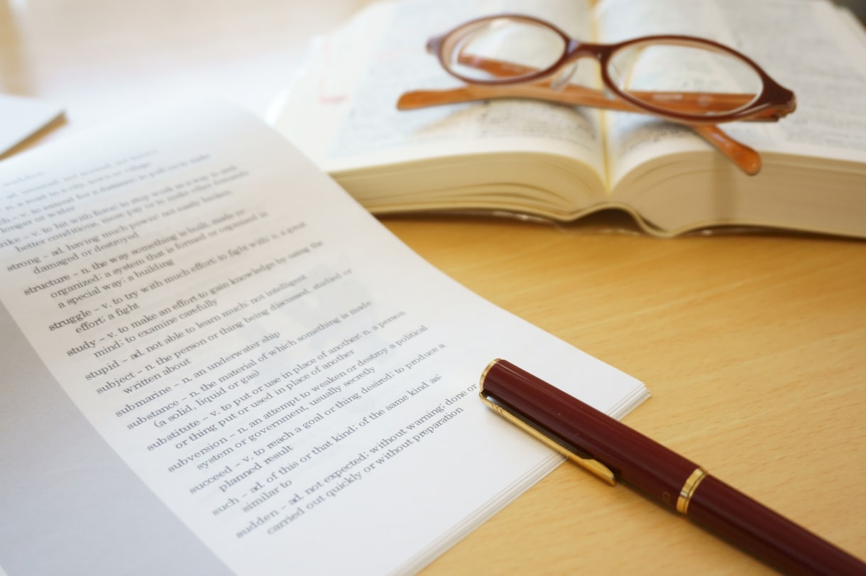 英語論文の添削を行います 海外大学・大学院卒のバイリンガルが論文執筆をサポート イメージ1
