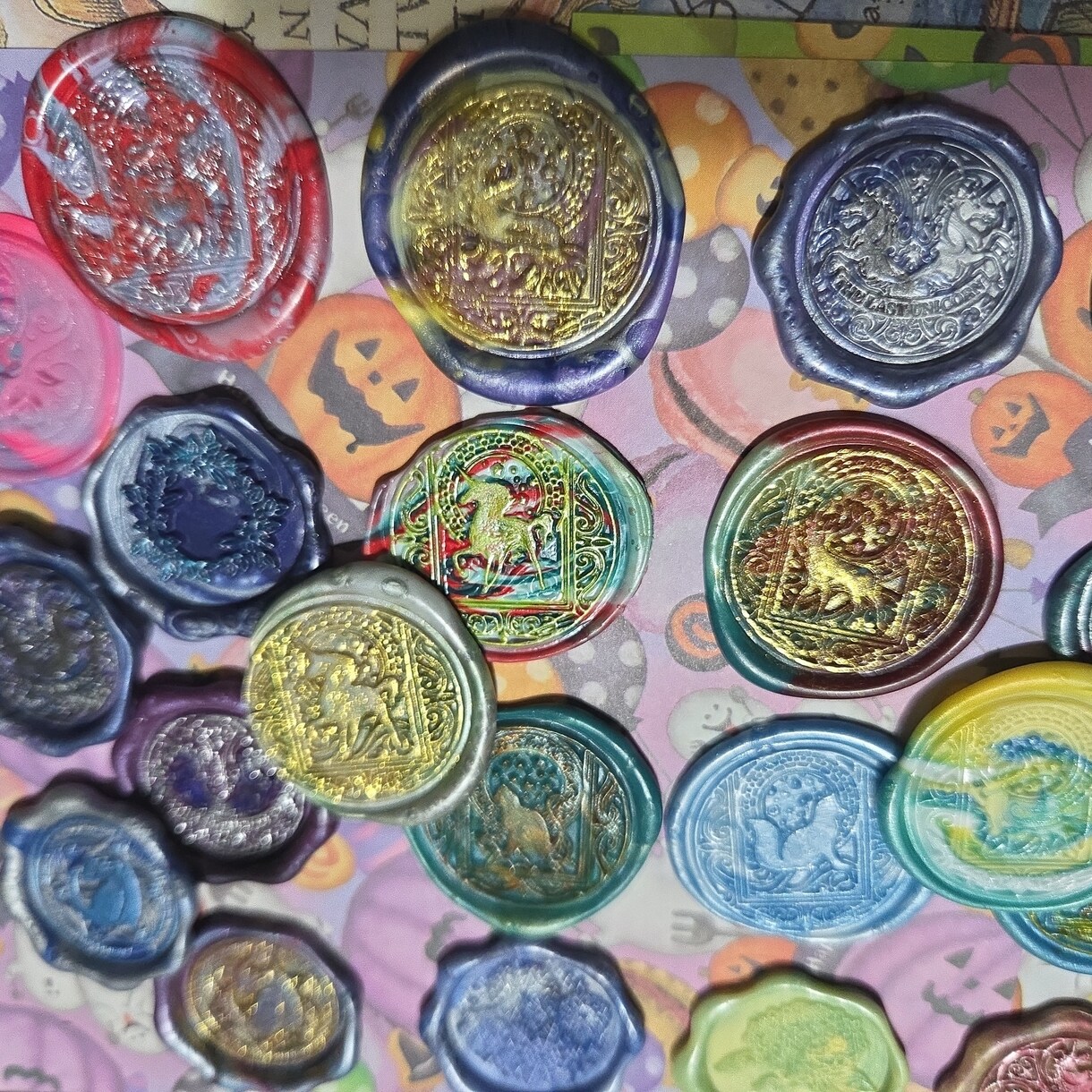 魔法・幻想マーブルのシーリングスタンプお届けします 色味の指定OK！両面テープ付きの幻想的なスタンプをお届け！ イメージ4