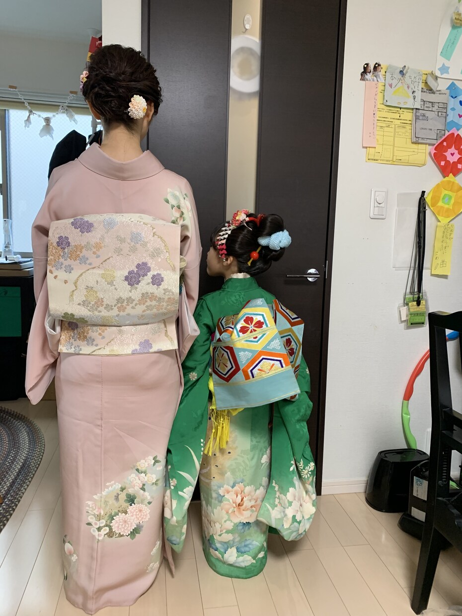 美しいシルエットの着物の着方、着せ方教えます 現役着付け講師、着付け師が着物の着方を時間内に解決致します。 イメージ9