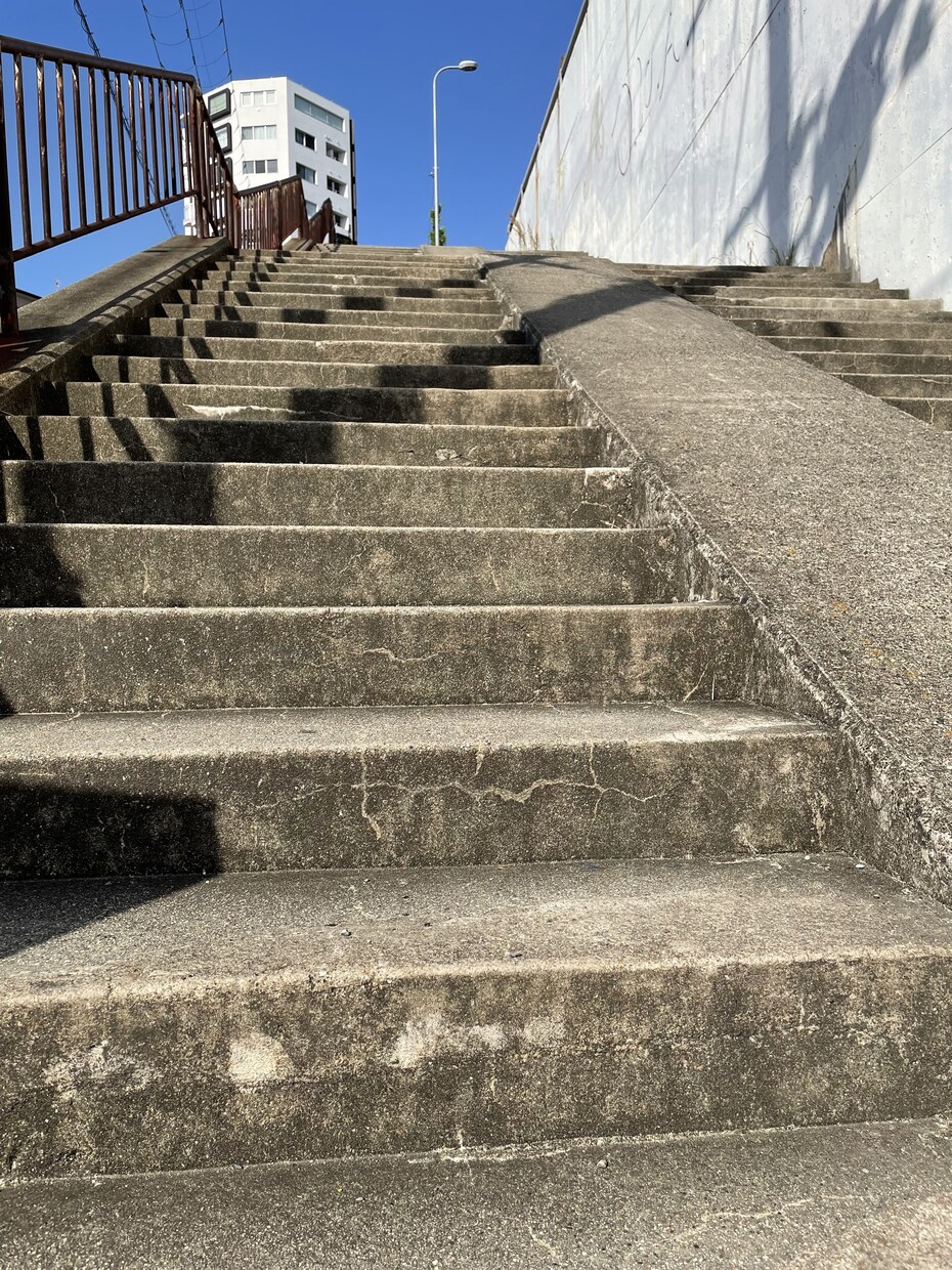 様々なお話をじっくり聞かせていただきます 人生の悩み。人間関係、恋愛について、勉強、受験相談も イメージ2