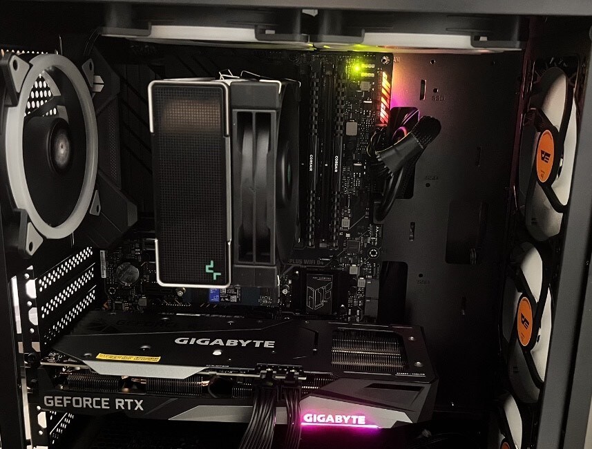 自作PCのパーツ選びや組立、メンテナンスを致します 予算と用途に合わせてお好みのPCを組み立て、相談致します。 イメージ2
